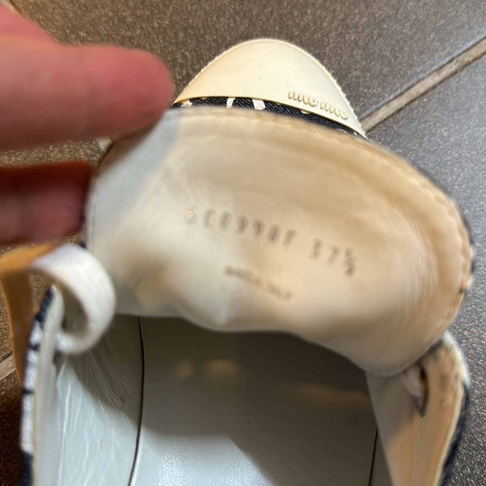 Miu Miu Sneakers, Size 37.5, Condition Inside Lik… - image 4